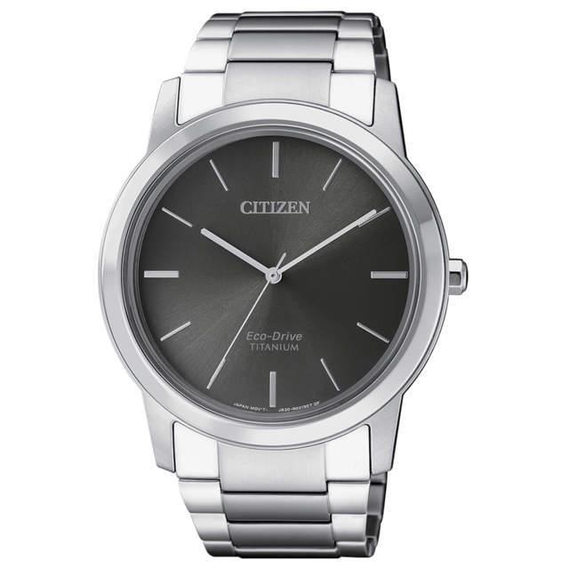 Orologio Solo Tempo Uomo 2020 Super Titanium - CITIZEN